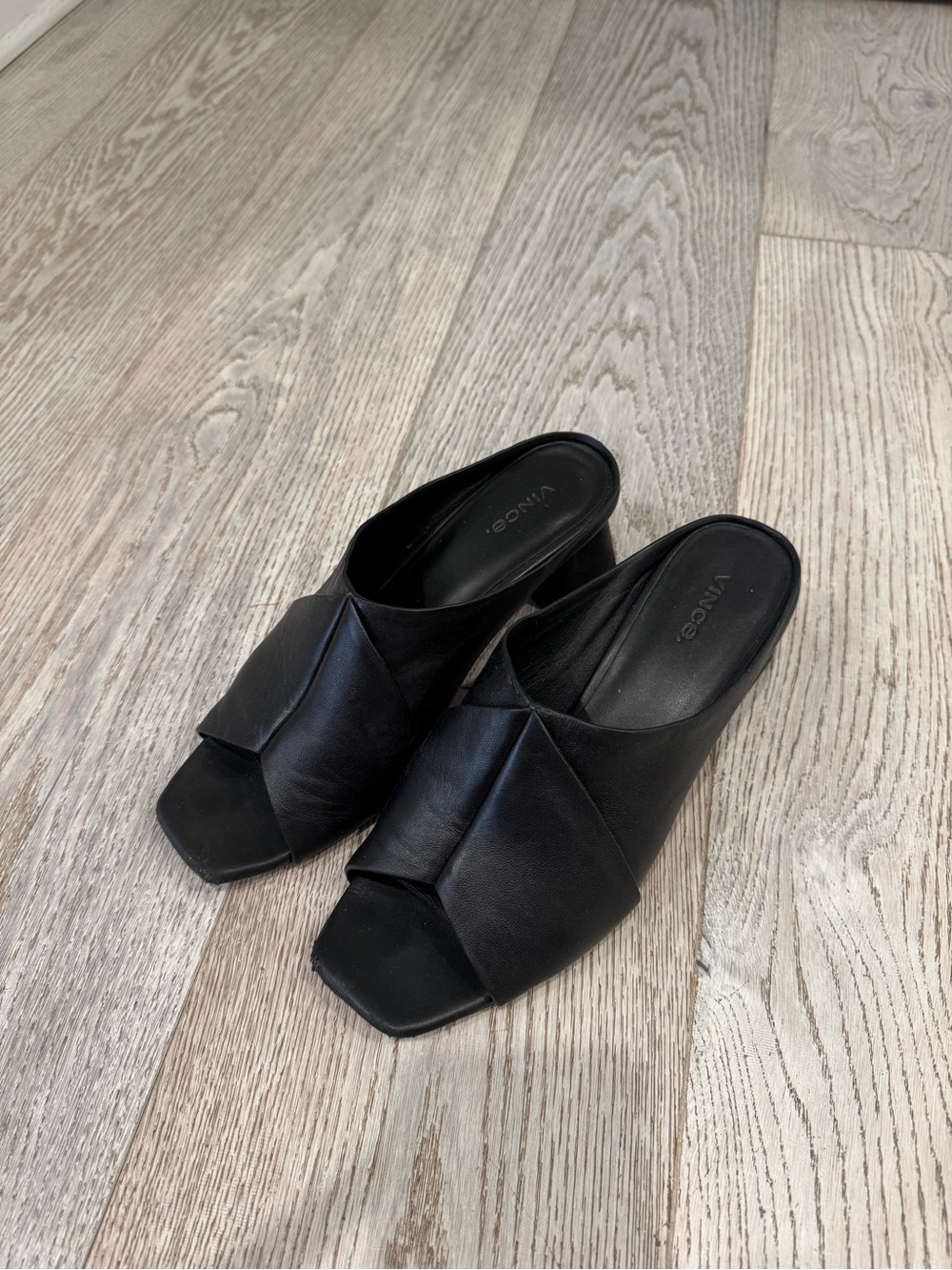 Vince Black Leather Open-Toe Mule Slides